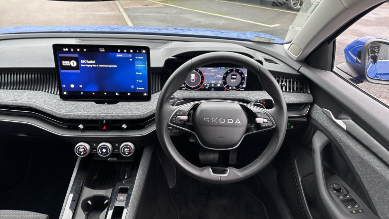 Skoda Superb 2.0 TDI SE Technology 5dr DSG Diesel Estate